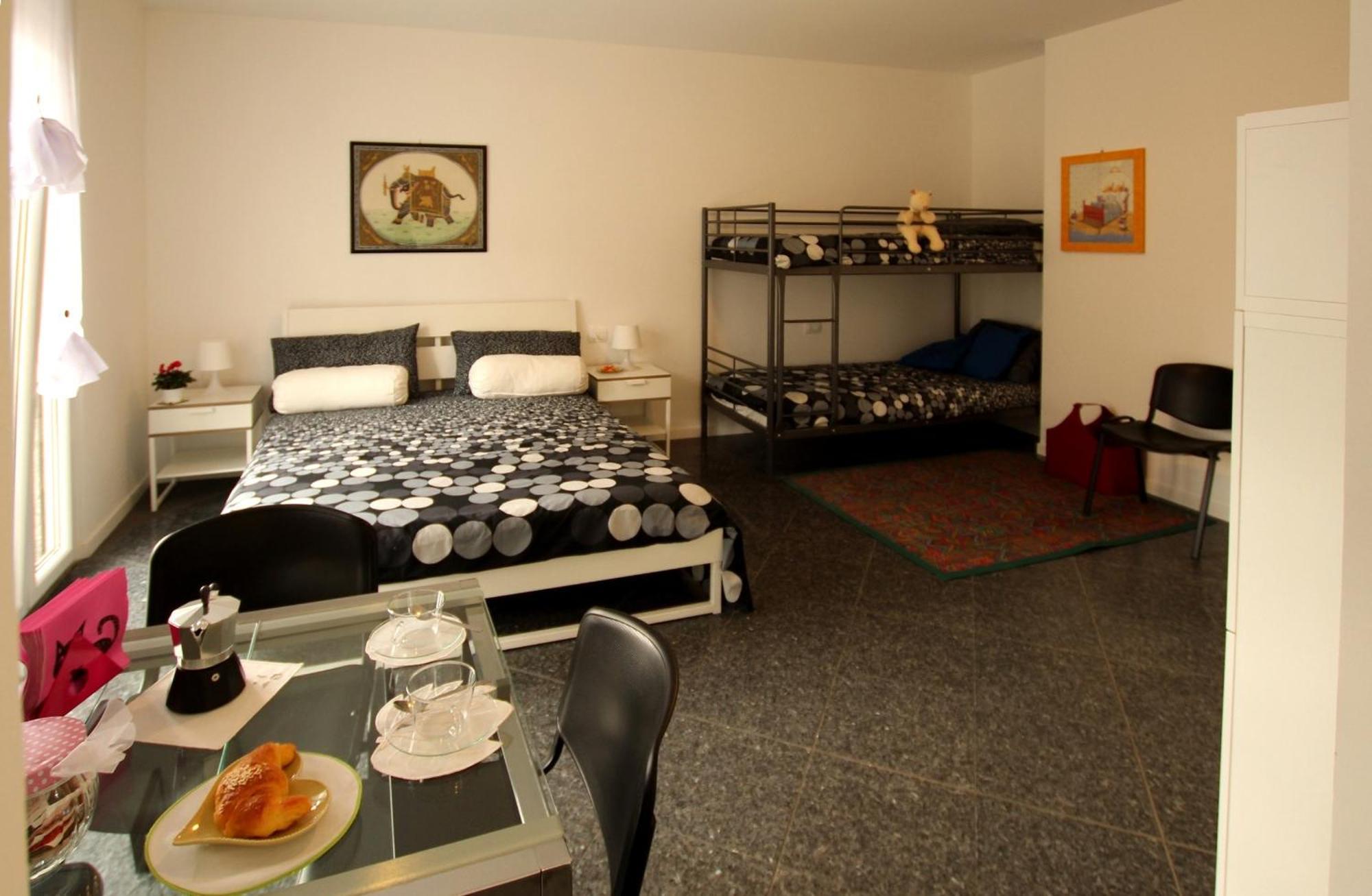 Residenza Manzoni Como Centre Esterno foto